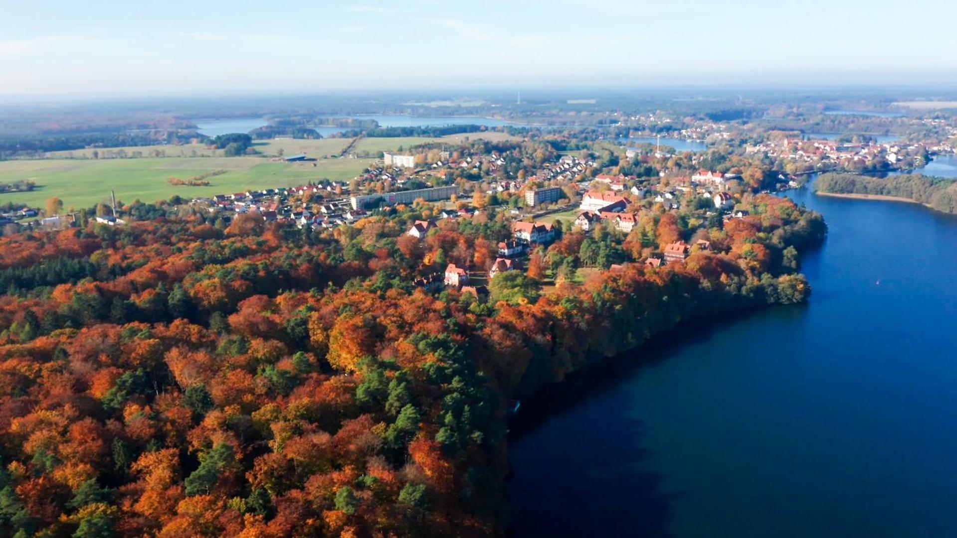 Parkresidenz Lychen, Ferienwohnung 4 Esterno foto