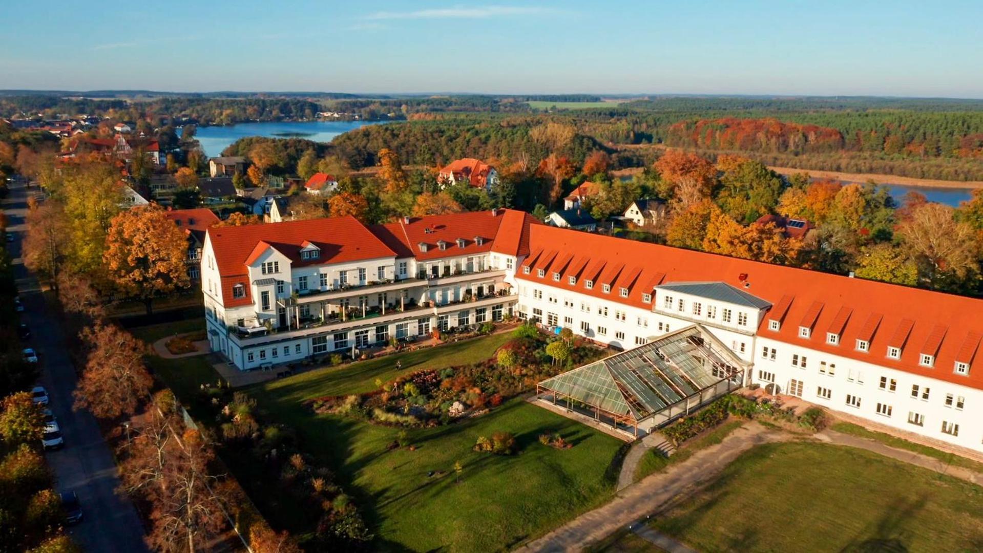 Parkresidenz Lychen, Ferienwohnung 4 Esterno foto
